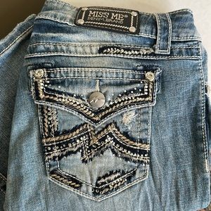 Miss Me women’s bootcut size 29 denim jeans!